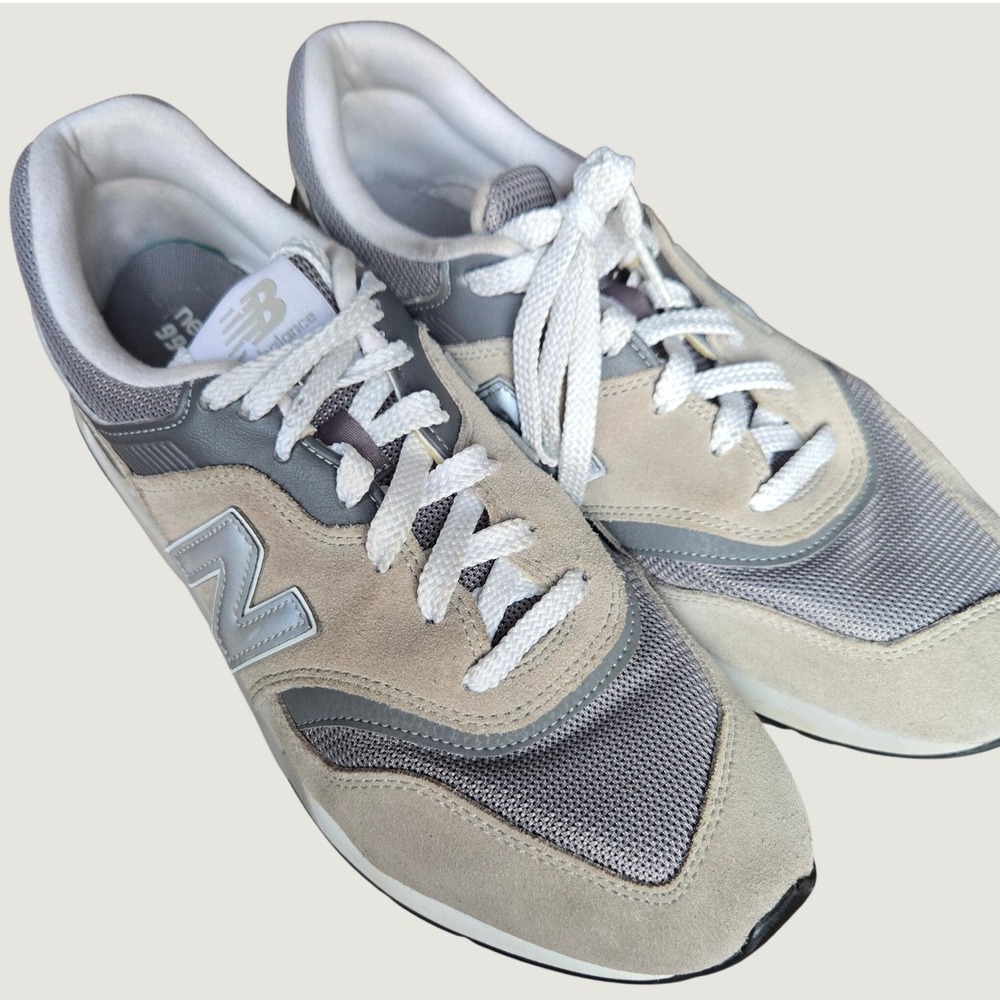 New Balance 997H Mens Grey Beige Suede Mesh Sneakers CM997HCA Size 9.5